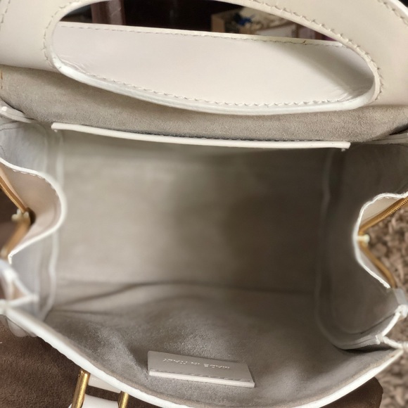 BRAND NEW ALEXANDER MCQUEEN CROSSBODY BAG - Picture 7 of 8